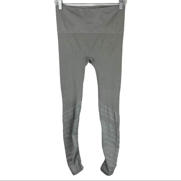 BLANQI Grey Sport Support Maternity Athletic Contour Leggings Sz Small - Picture 4 of 13